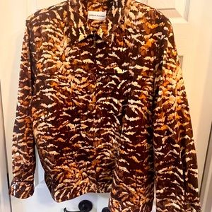Leopard , zippered, side pockets, jacket brown, tan, cream, gold.